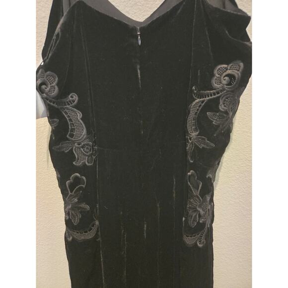 Sandro Paris Women's Black Velvet Floral Embroidered Long Dress 38 NWT - Picture 9 of 14